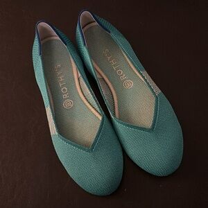 Rothy’s Flat Round Toe Turquoise Green Blue Flat Shoe 10.5